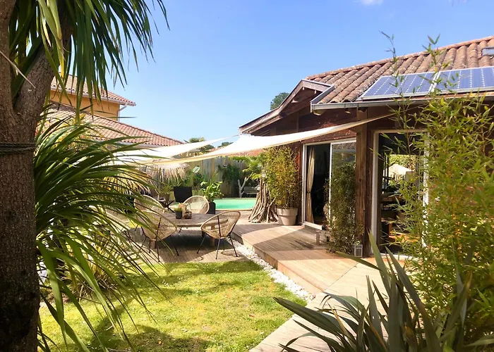 Maison Ambiance Exotique Climatisee Piscine & 3 6 Personnes * Мессанж